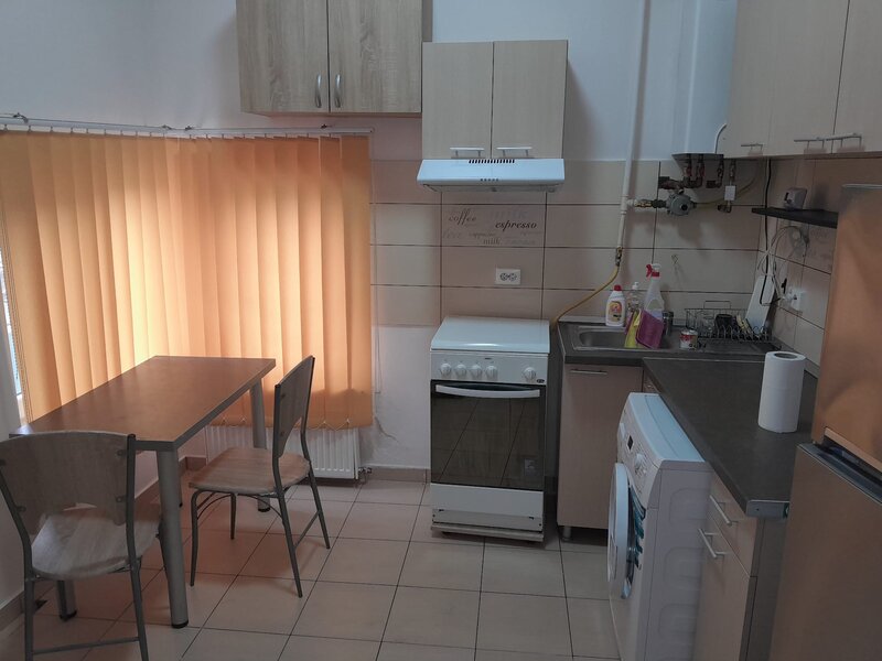 Unirii, Horoscop, Serban Voda